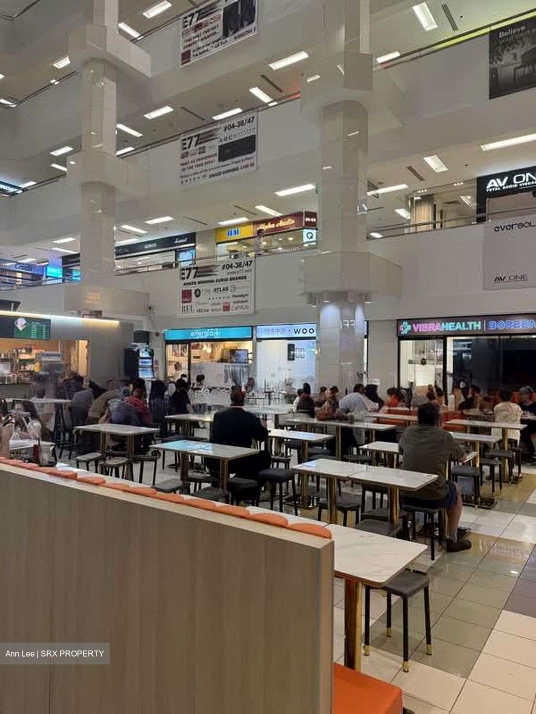 The Adelphi (D6), Retail #606275071